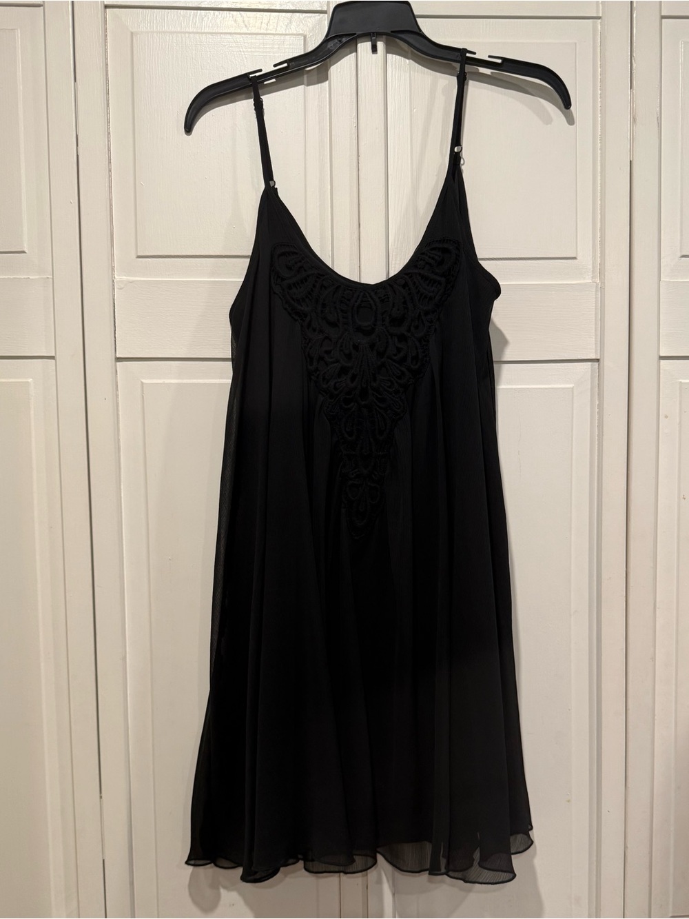 Express flowy black dress size small EUC
